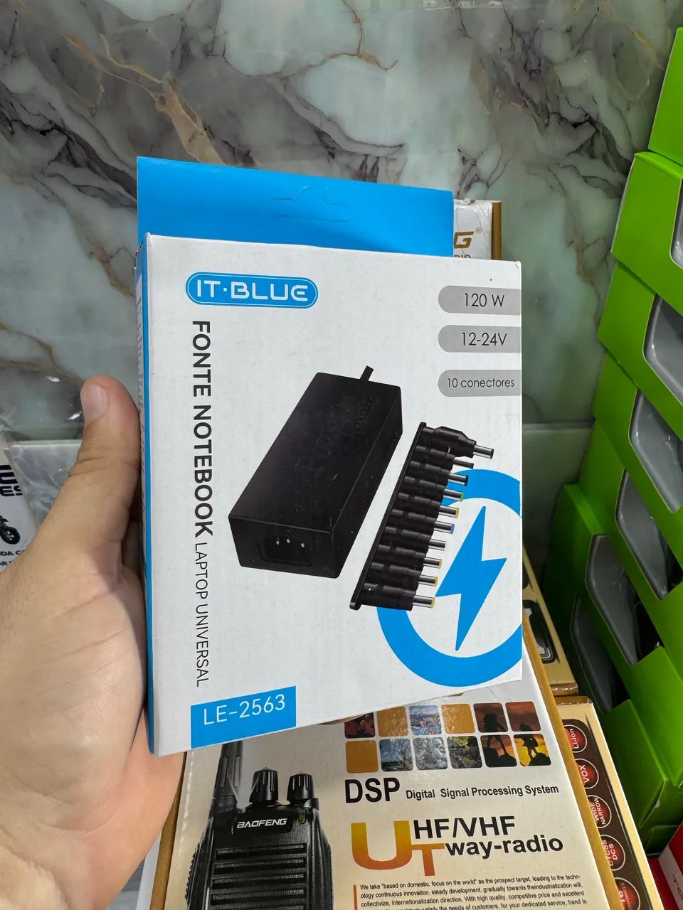 Fonte universal para notebook 12 a 24v regulável 