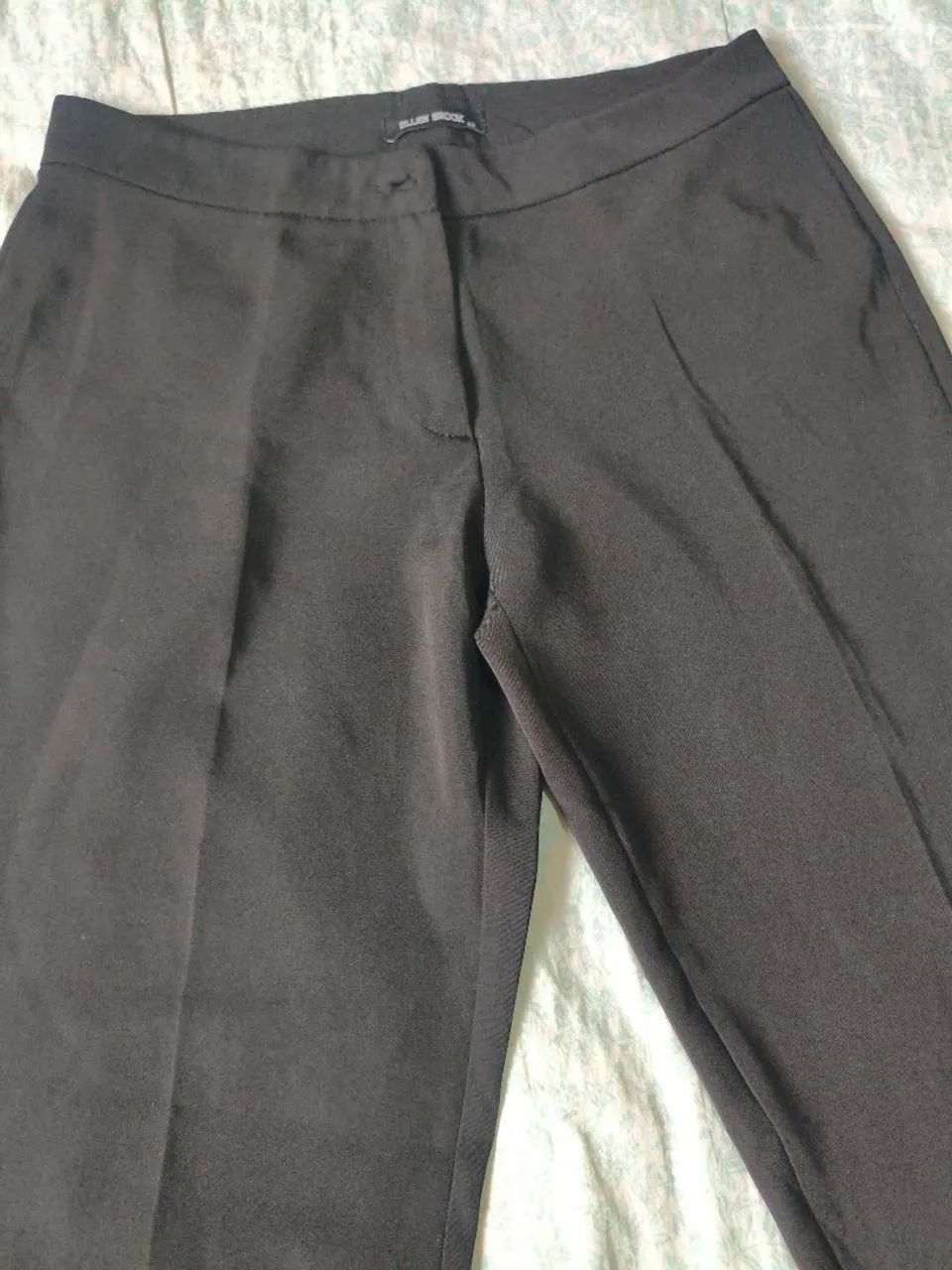 Calça social feminina preta 42 USADA - Foto 2
