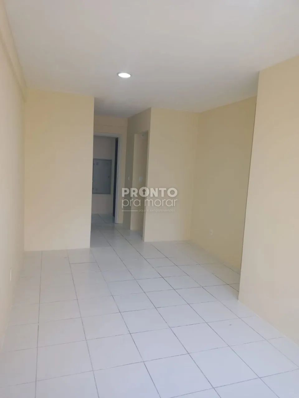 Apartamento com 3 quartos em Barro
