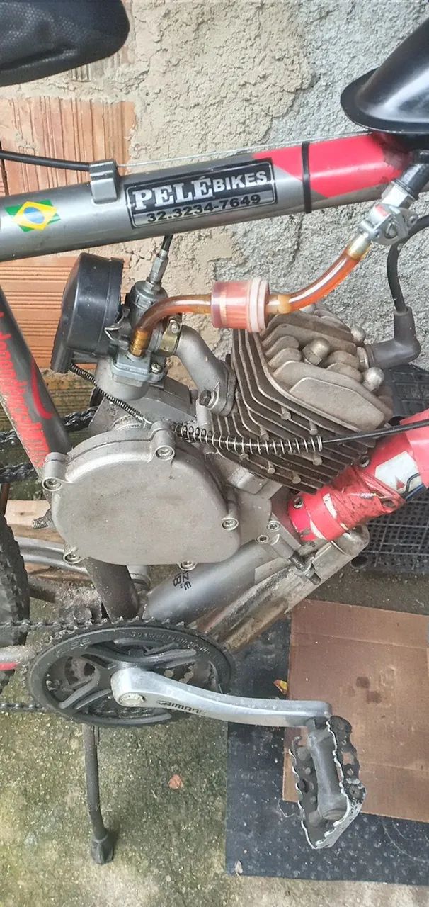 Bicicleta motorizada 80cc com 8 messes de uso  - Foto 2