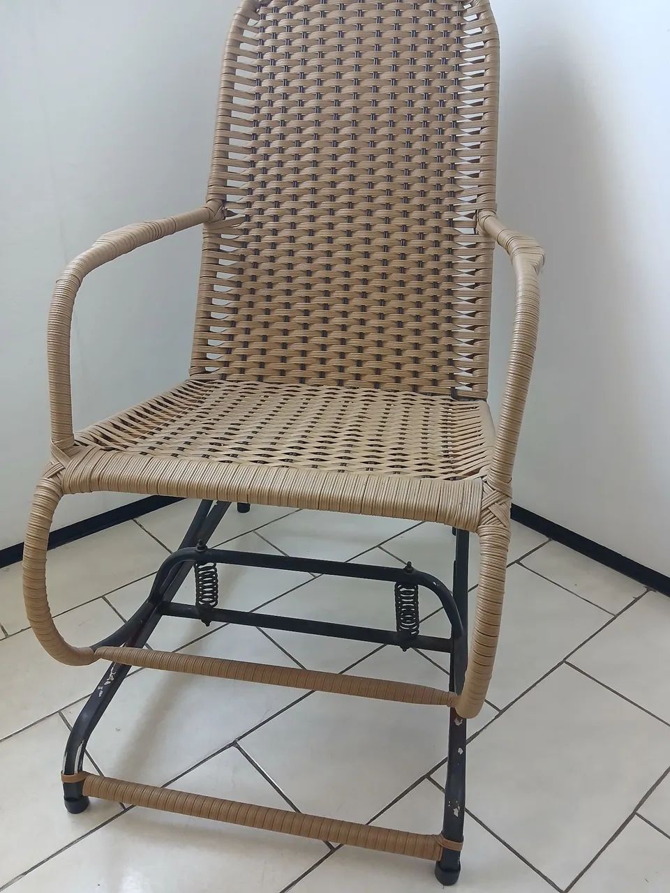 Cadeira De Balanço Com Molas  - Foto 5