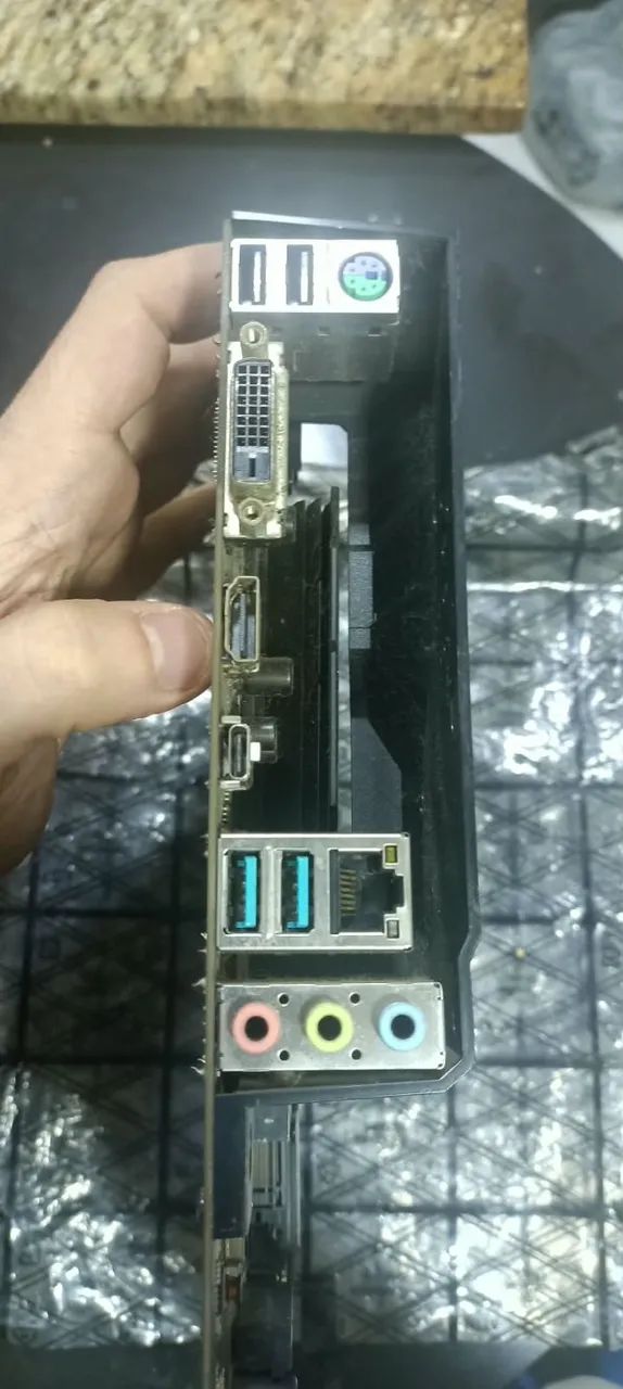 Placa Mãe TUF B360m Plus Gaming - Foto 4