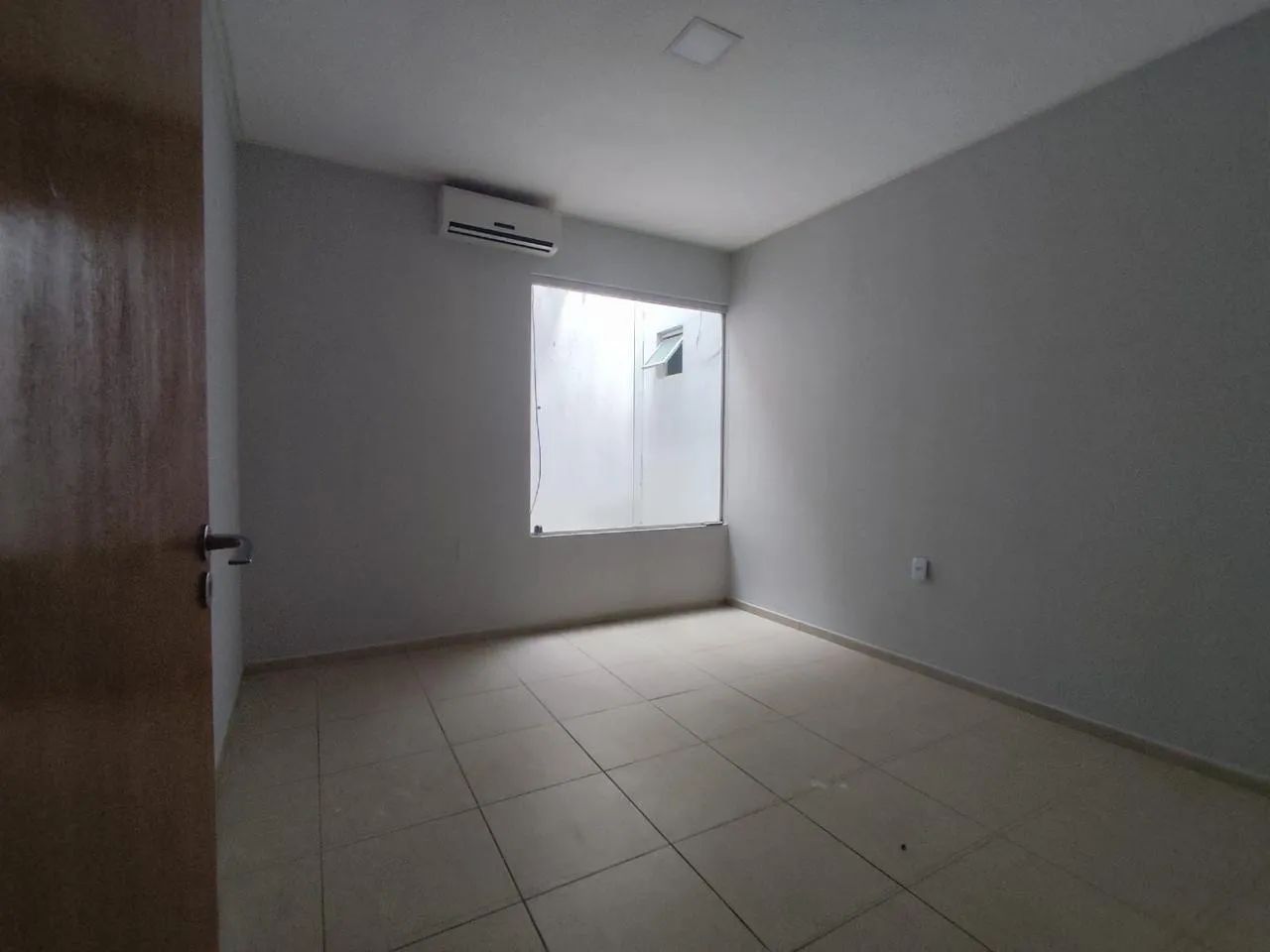 Vendo casa com piscina em Patos - Foto 5