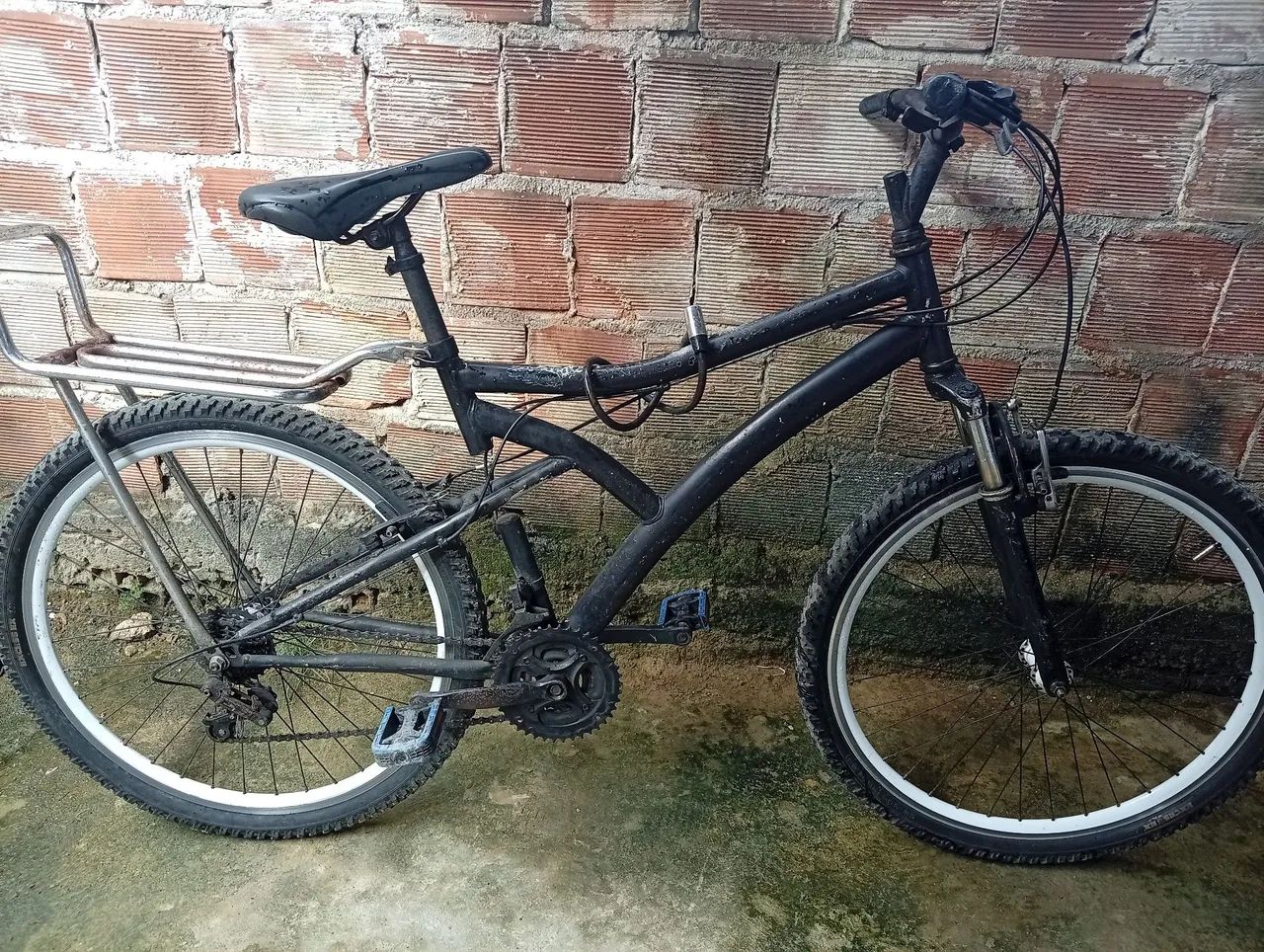 Bicicleta aro 26 com marcha  - Foto 5