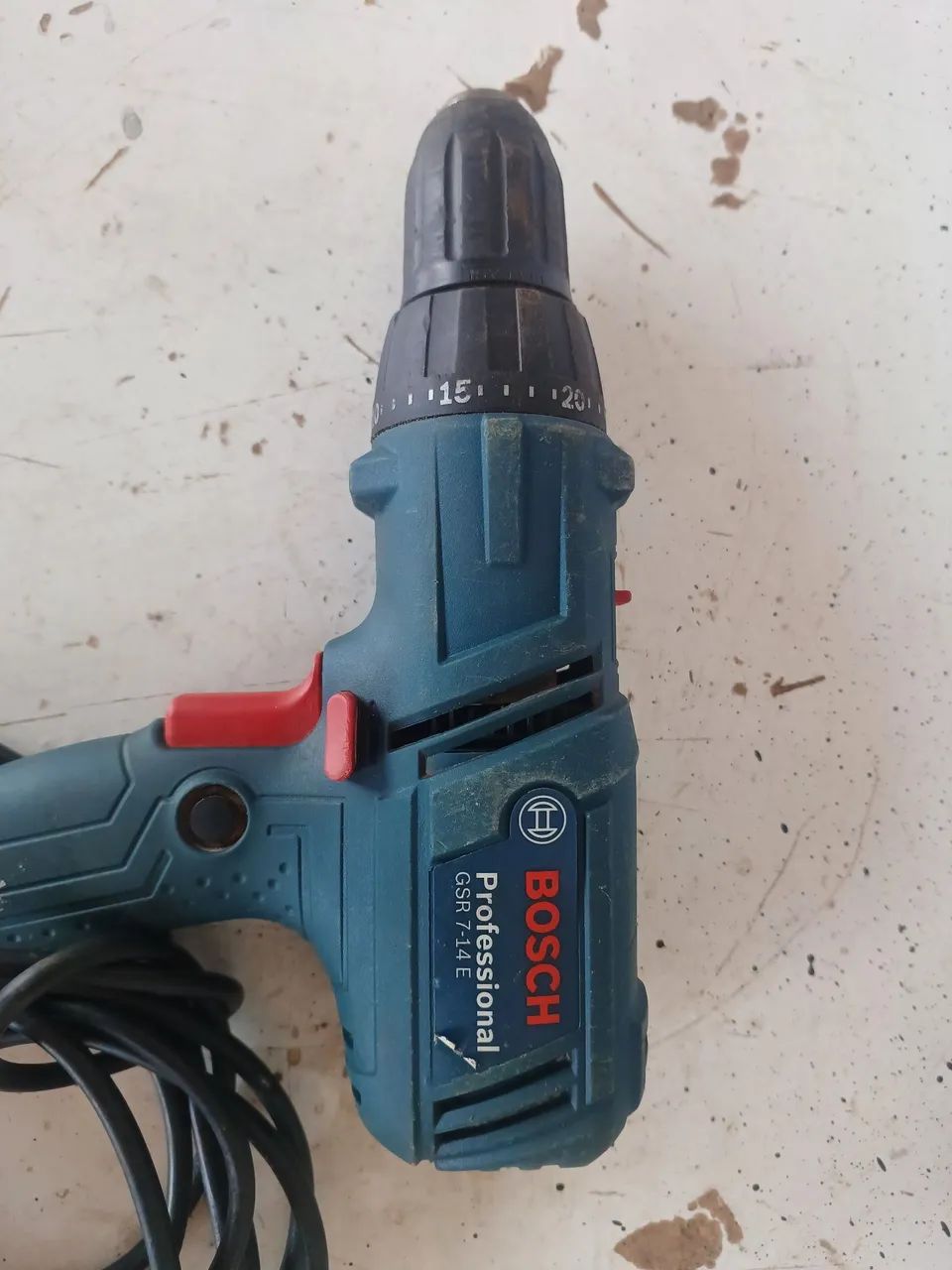 Furadeira e parafusadeira bosch 7-14 