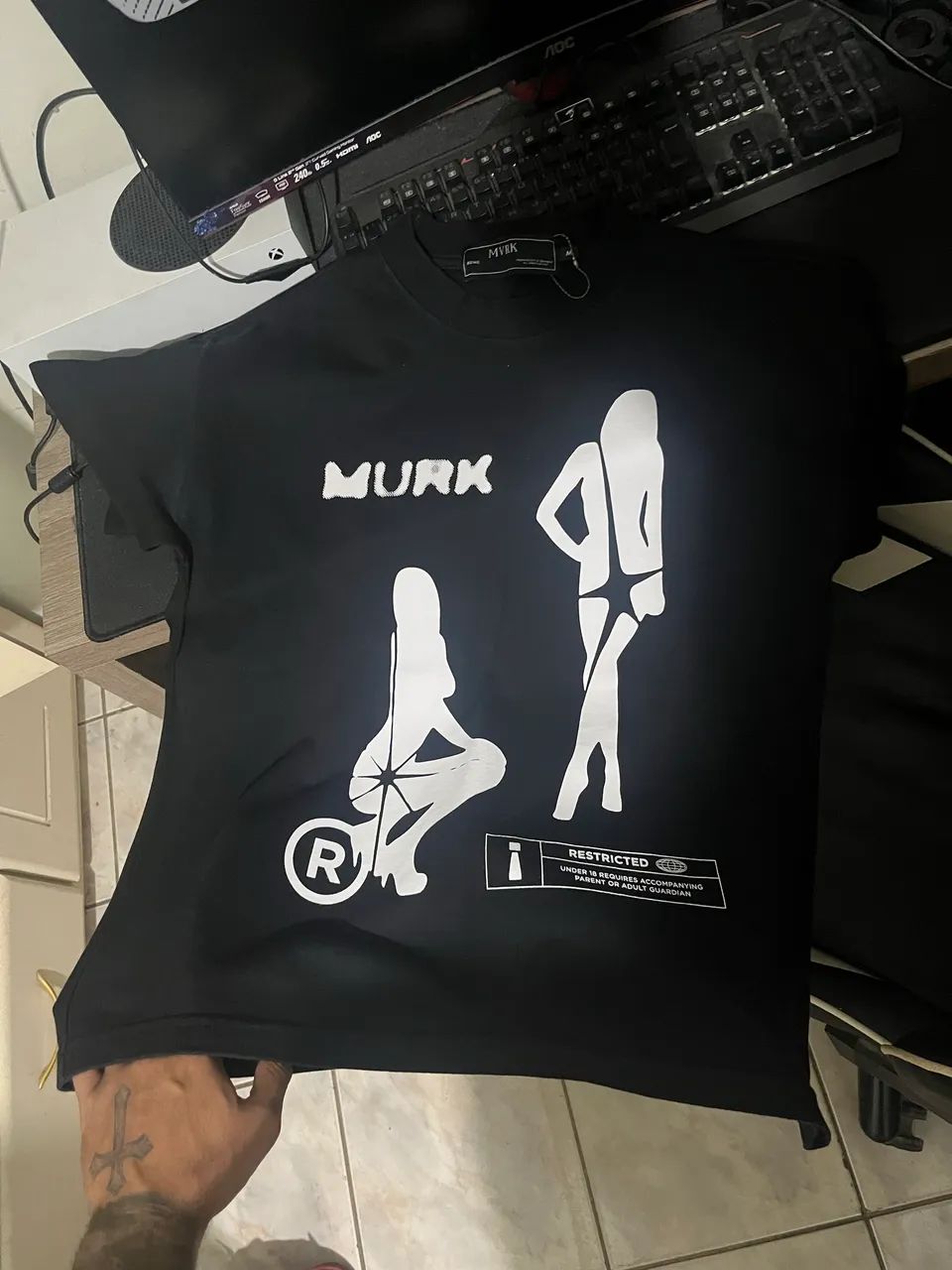 Camiseta MVRK restricted  - Foto 2