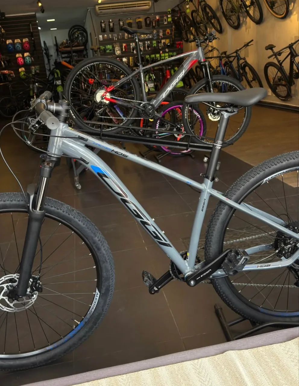 Bicicleta OGGI HACKER HDS 