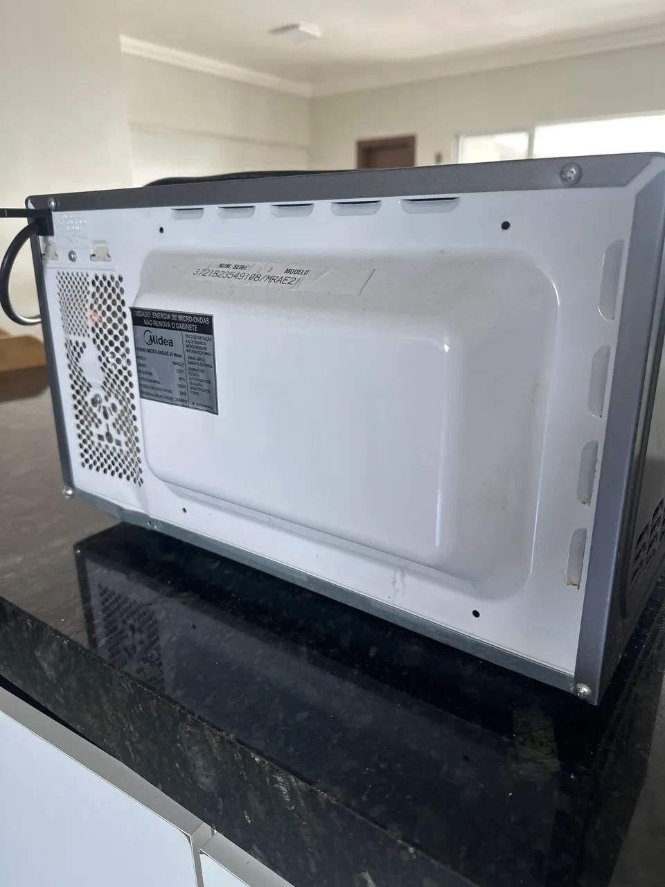 Microondas MIDEA 127V 10L - Foto 4