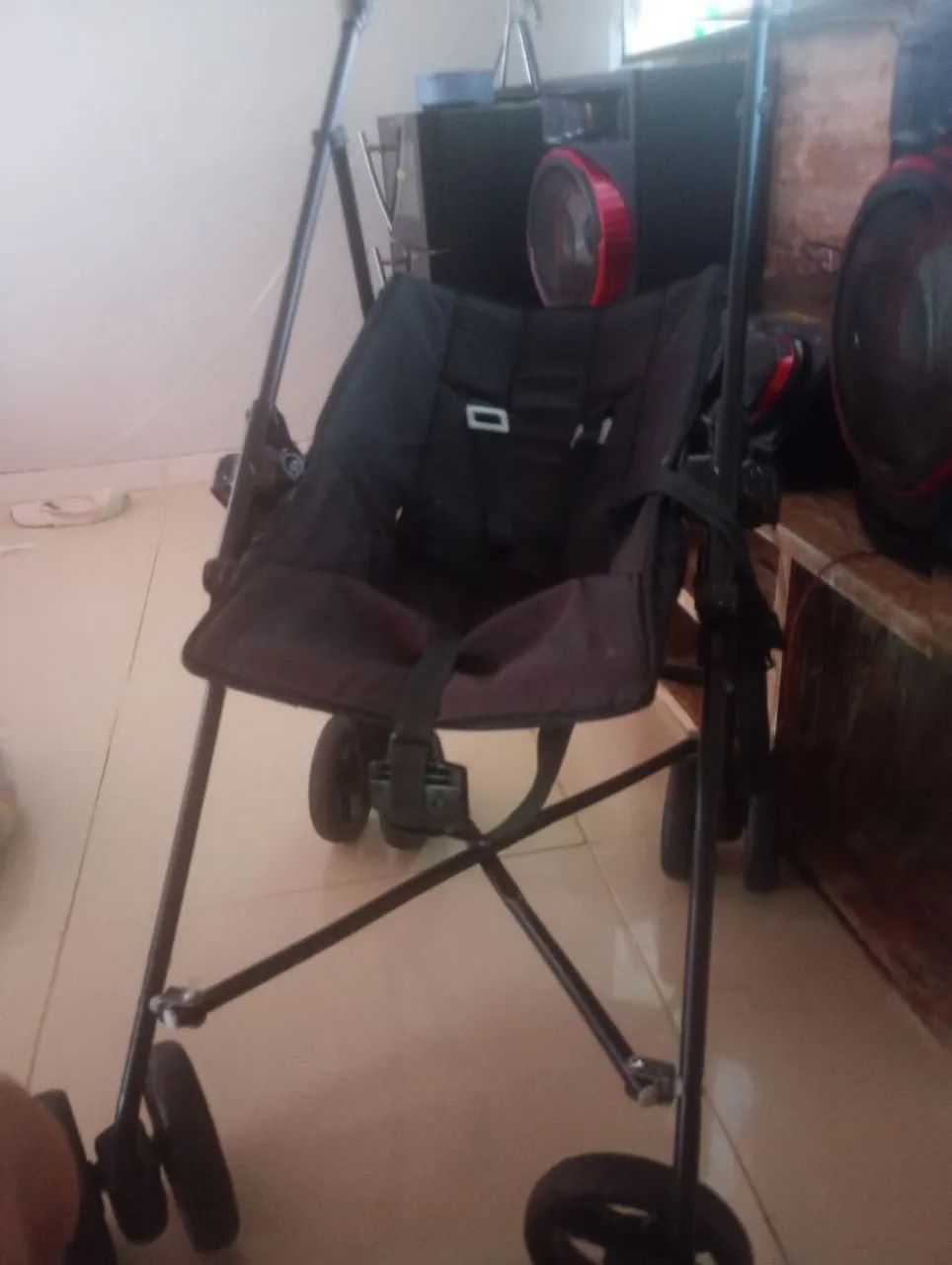 Carrinho de bebê para passeios  - Foto 2