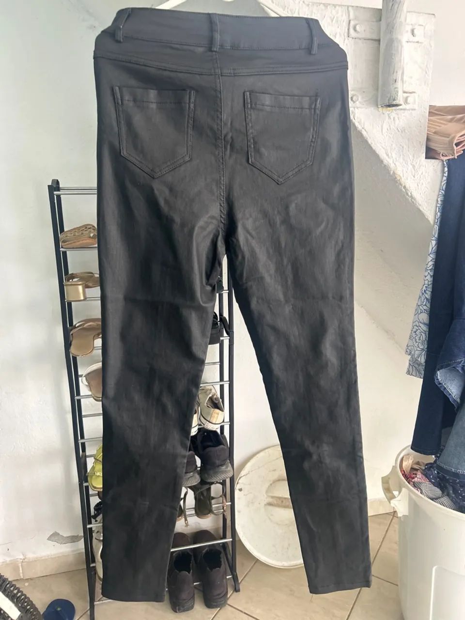 Calça preta linda  - Foto 4