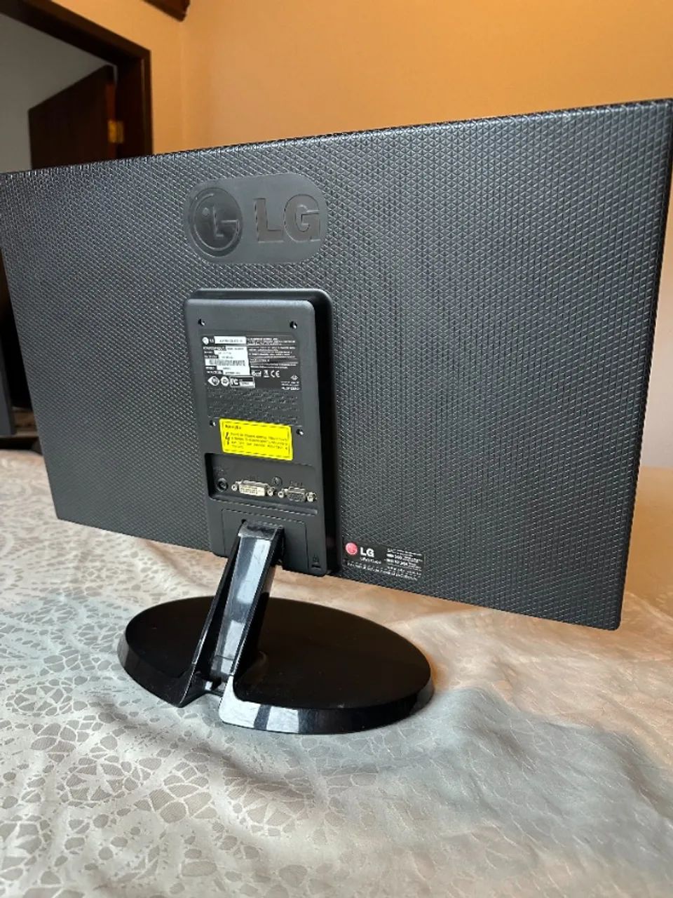 MONITOR LG 21,5? IPS FULL HD - Foto 2