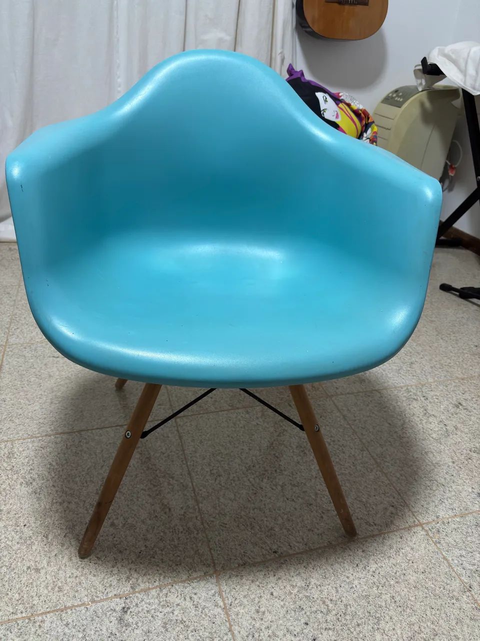 Cadeira Azul de Estar/Jantar/Escritório - Foto 2