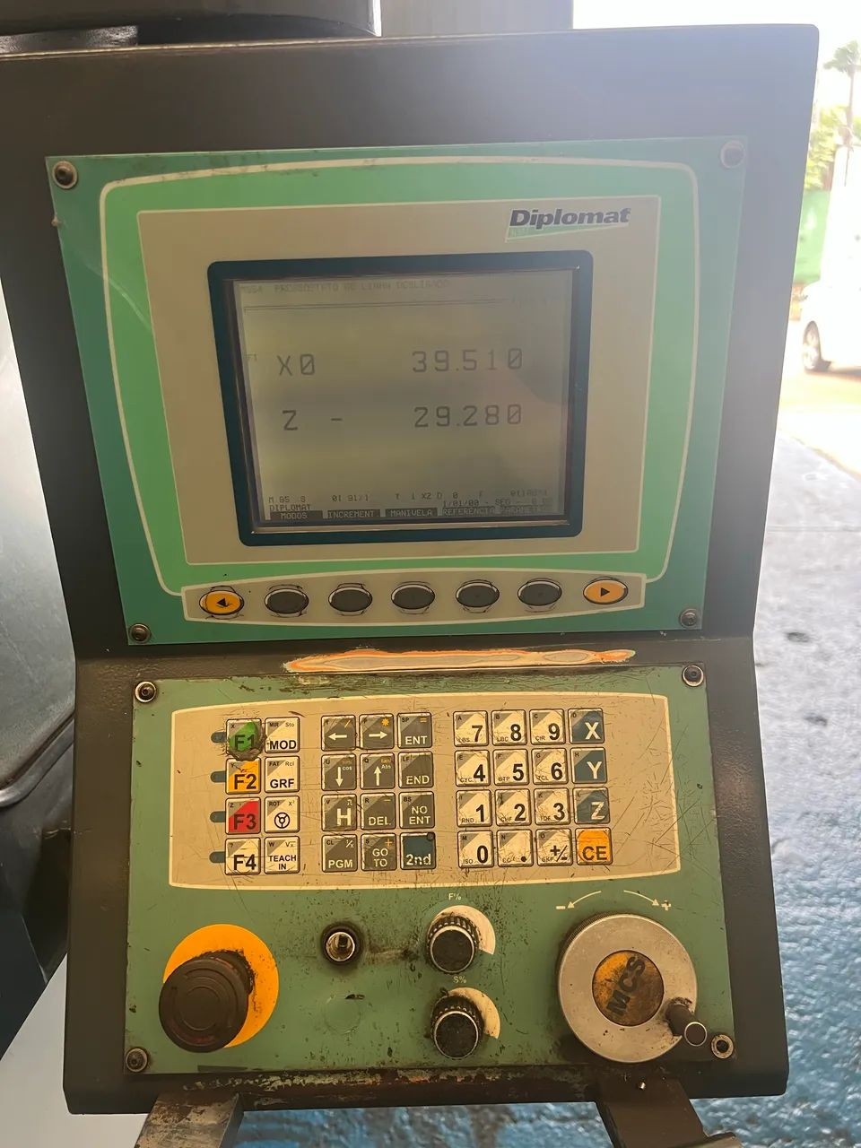 Torno Cnc Logic 250 - Foto 2