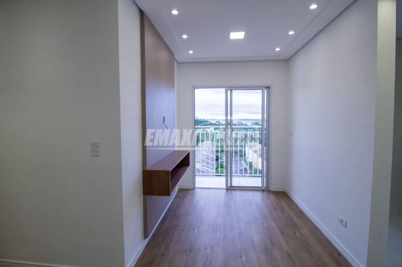 Apartamento com 2 Quartos, 1 vaga e lazer completo - Resid. Monte Castelo - Foto 2