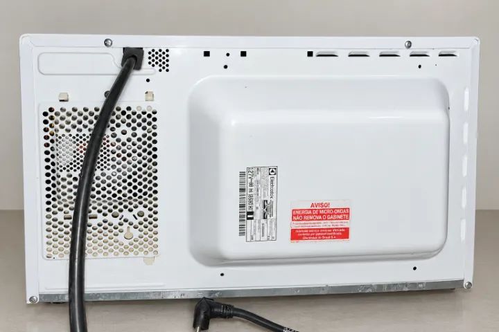 Micro-ondas Electrolux MEF41 31L - Funcionando Perfeitamente - Foto 3