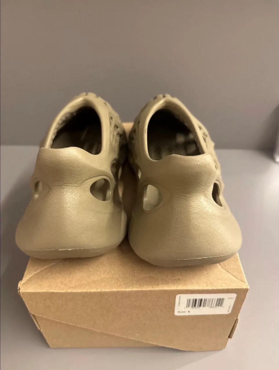 Adidas Yeezy Foam Runner 40 - Foto 2