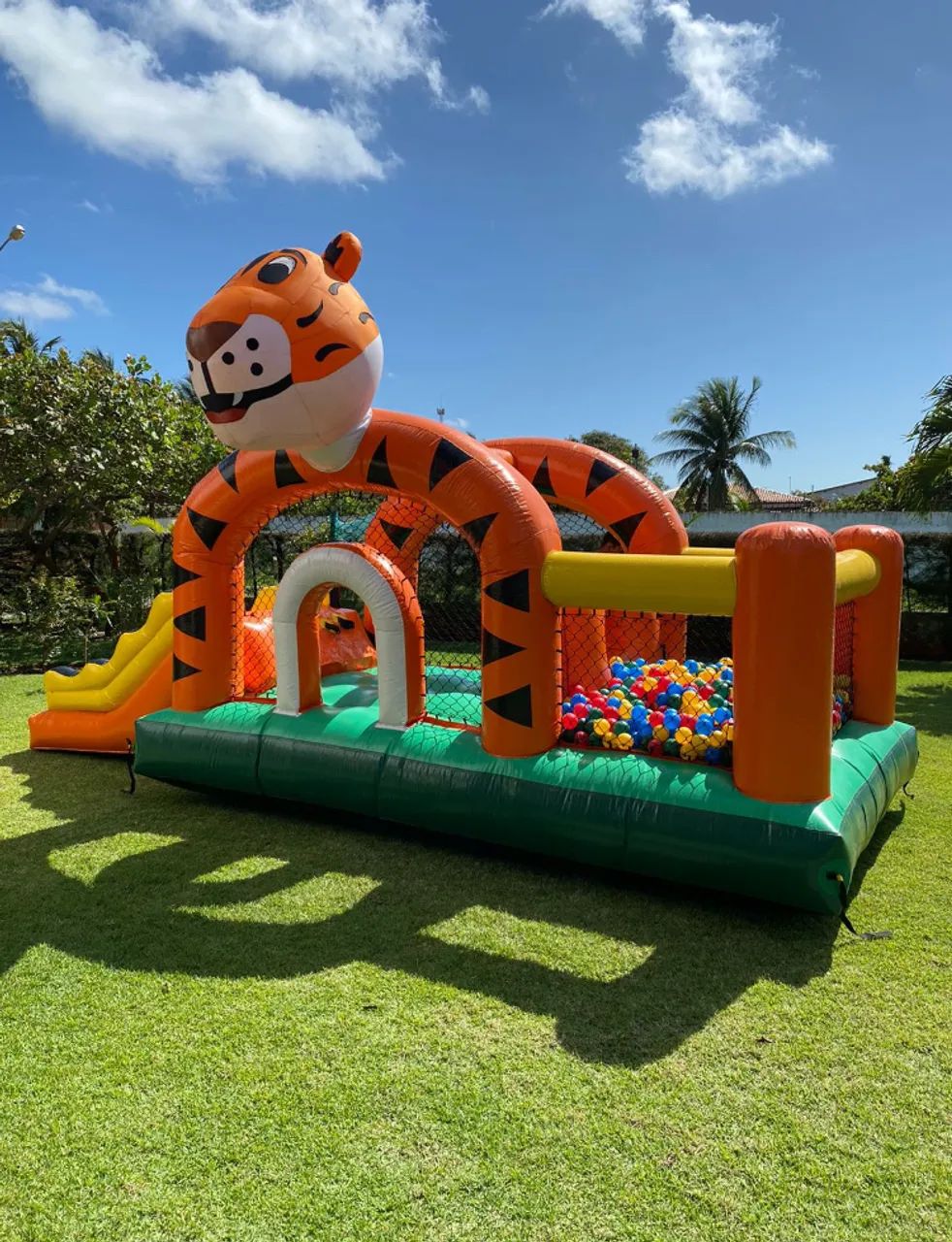 Tigre inflável aluguel 
