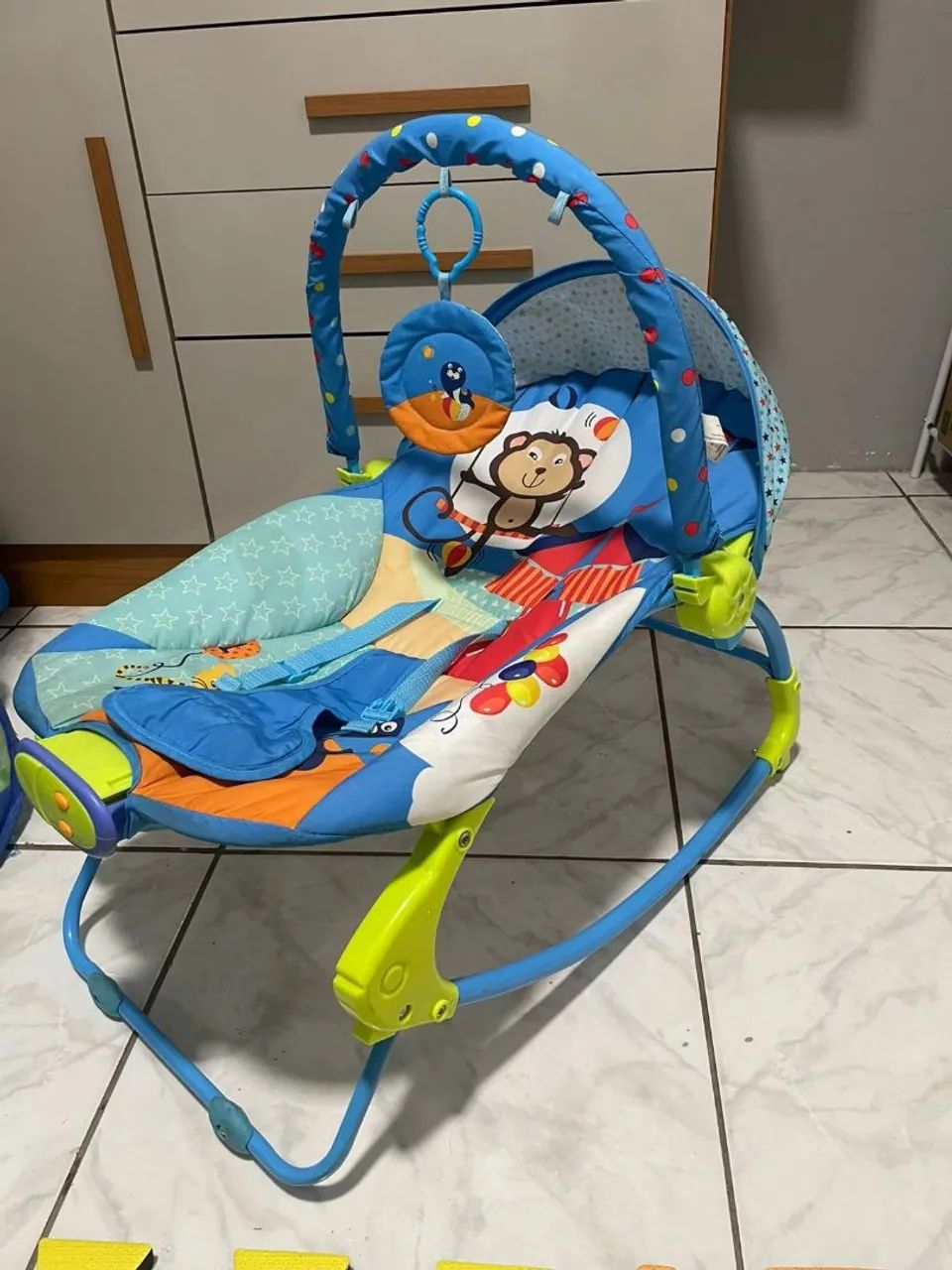 Cadeirinha de balanço para bebe - Foto 3