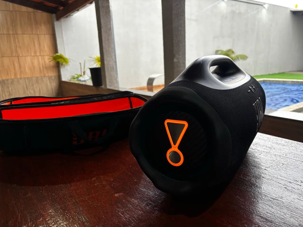 Jbl boombox 4