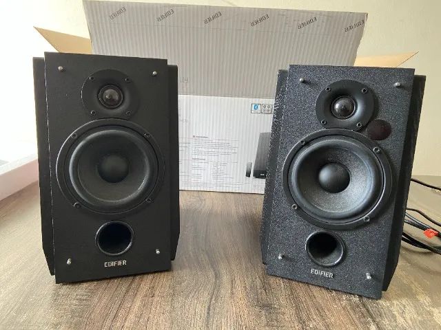 Monitor de Áudio EDIFIER R1700BT 
