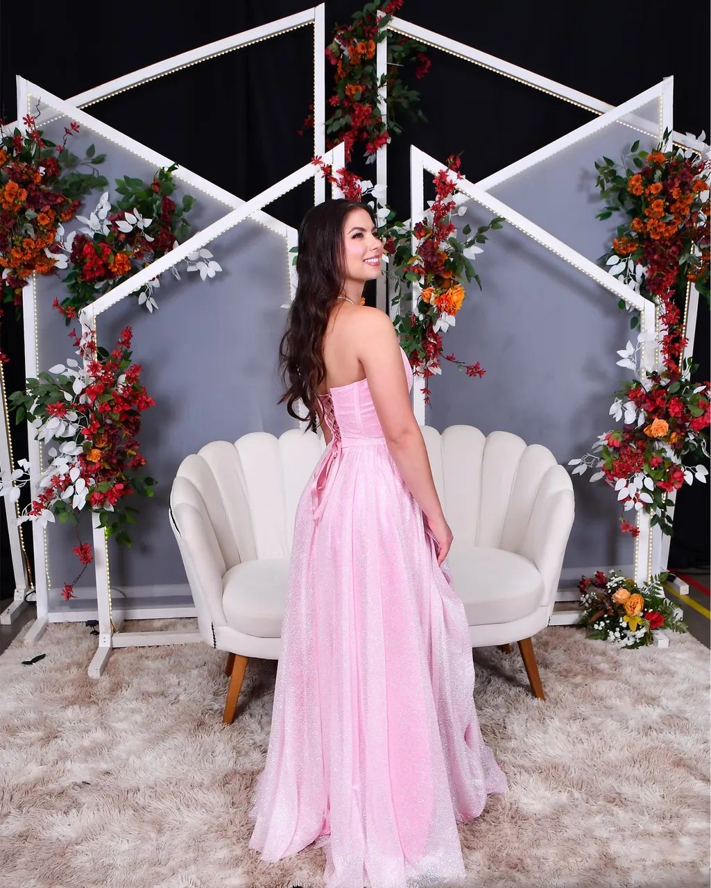 Vestido de festa rosa com glitter 