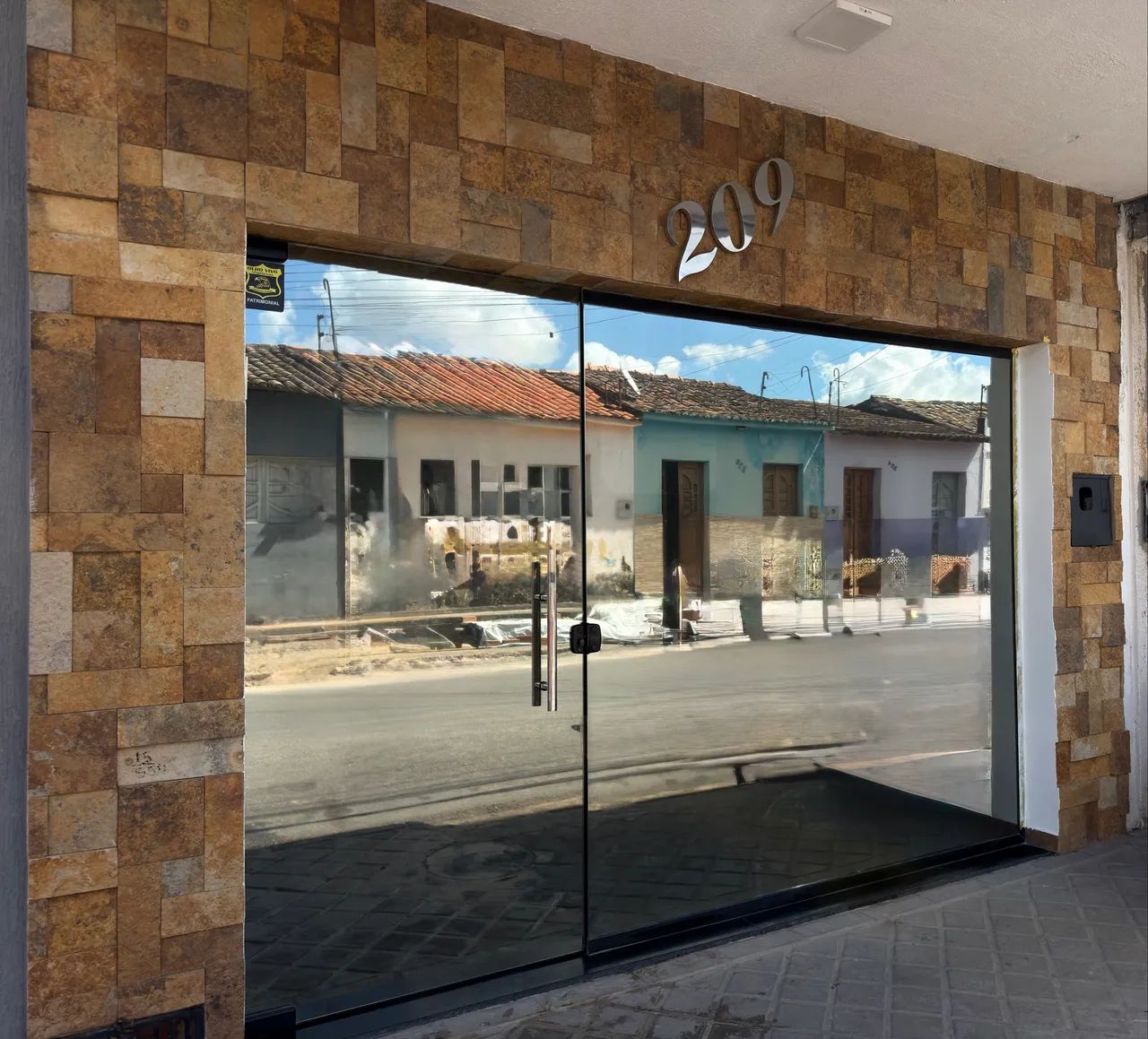 Localizada no coração da cidade * COM ENERGIA INCLUSA* - Foto 2