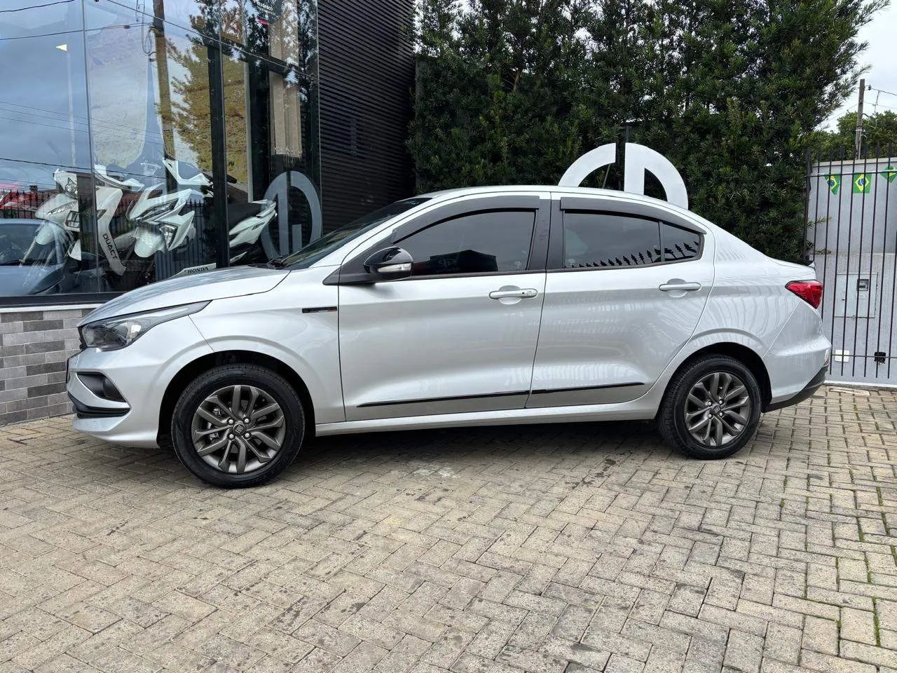 Fiat Cronos Drive 1.3 8V Flex 2021 - Foto 4