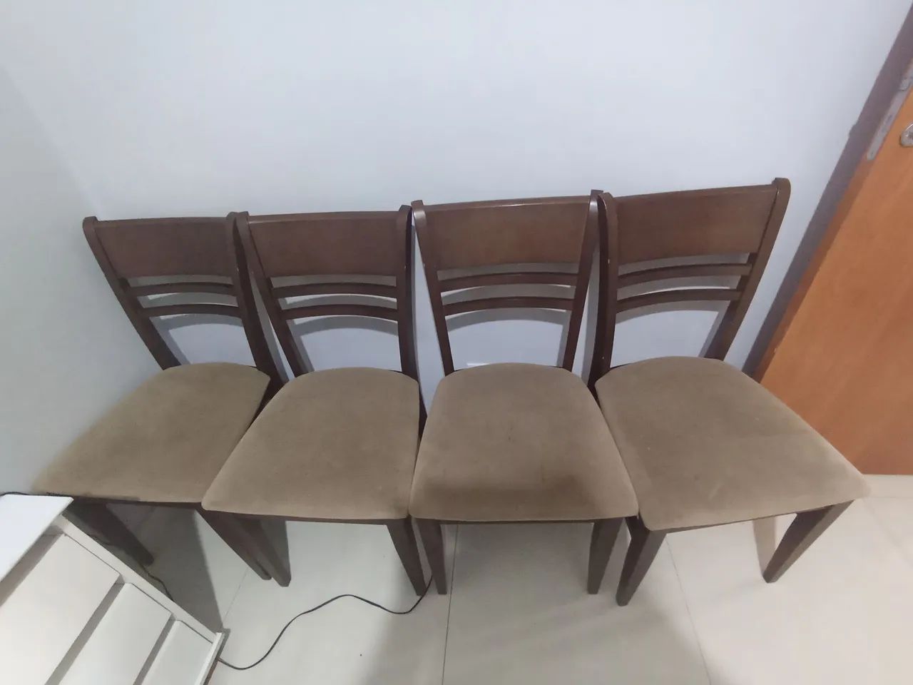Cadeiras de jantar