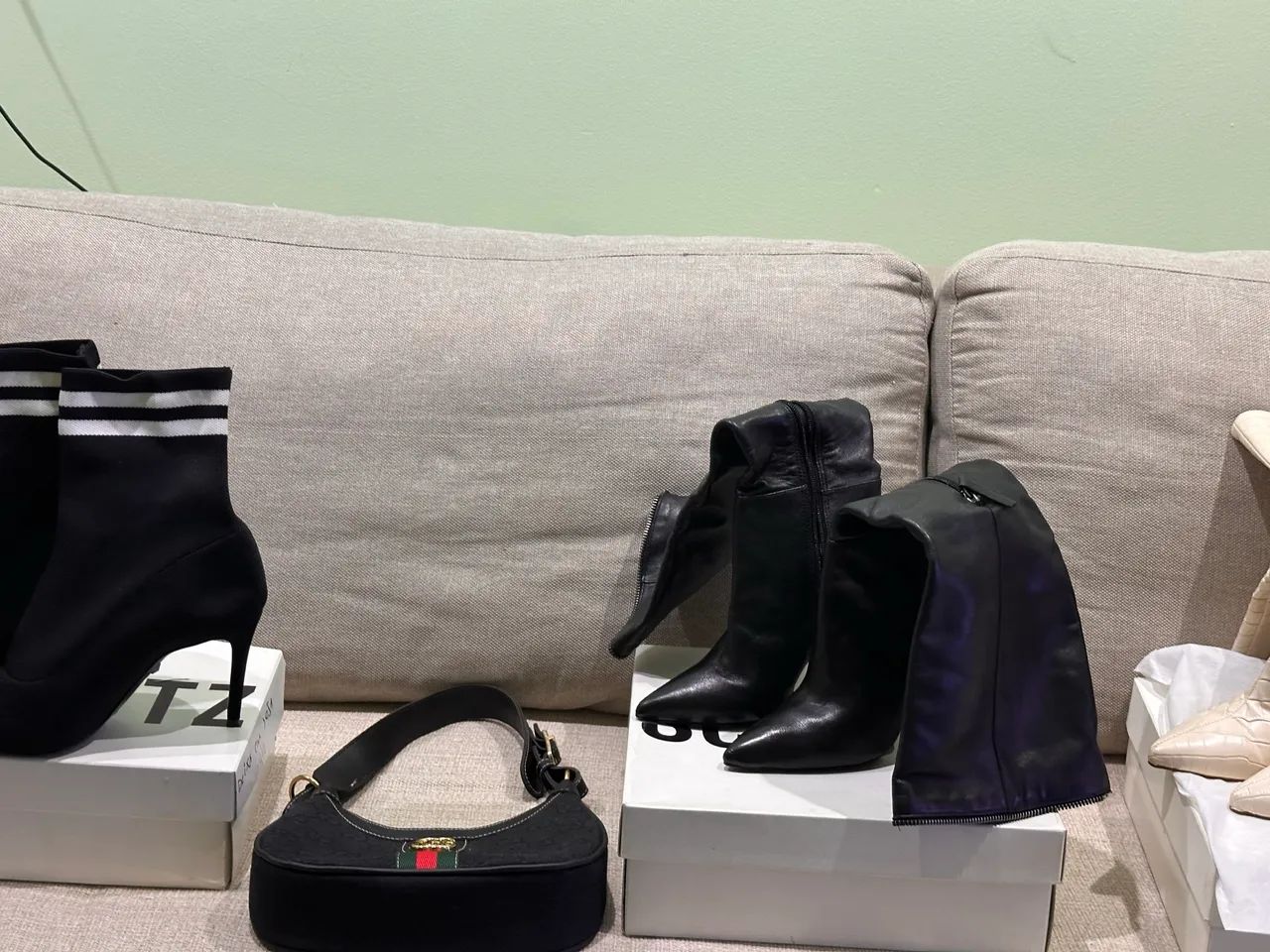 Lote de sandália e botas  - Foto 5