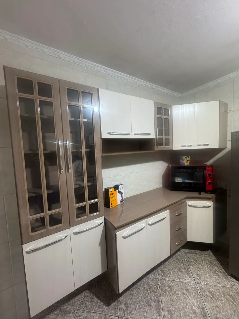 estou vendendo esse armário, estou de mudança anunciando ele barato para vender logo   - Foto 3