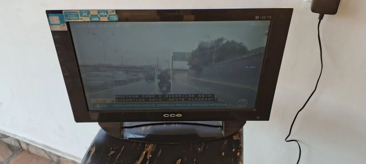 TV CCE de 14