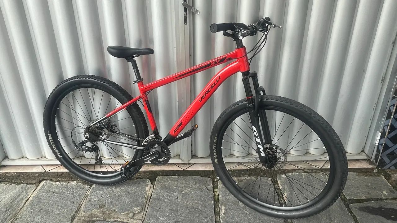 Bicicleta aro 29 Gt semi nova