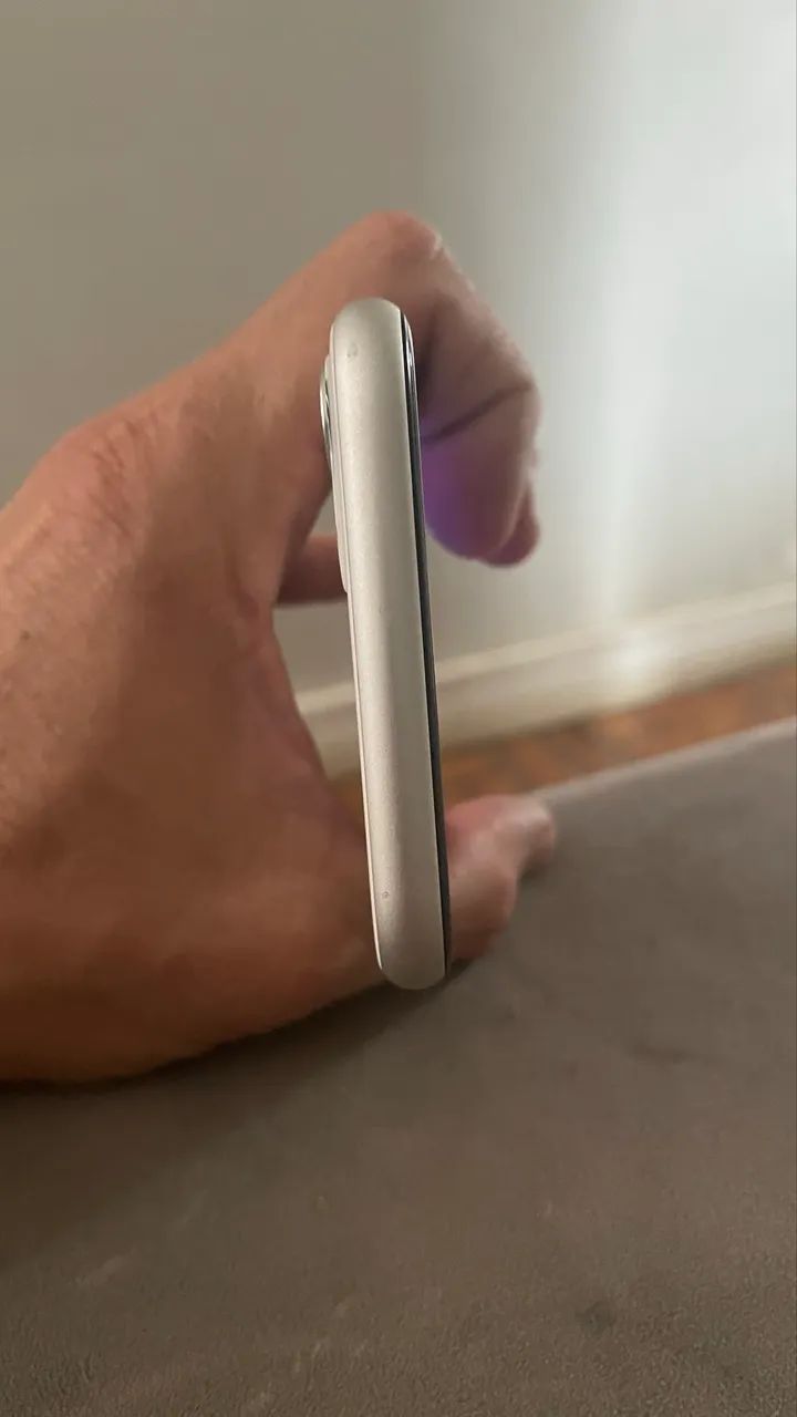 iPhone 11 64GB - Foto 2