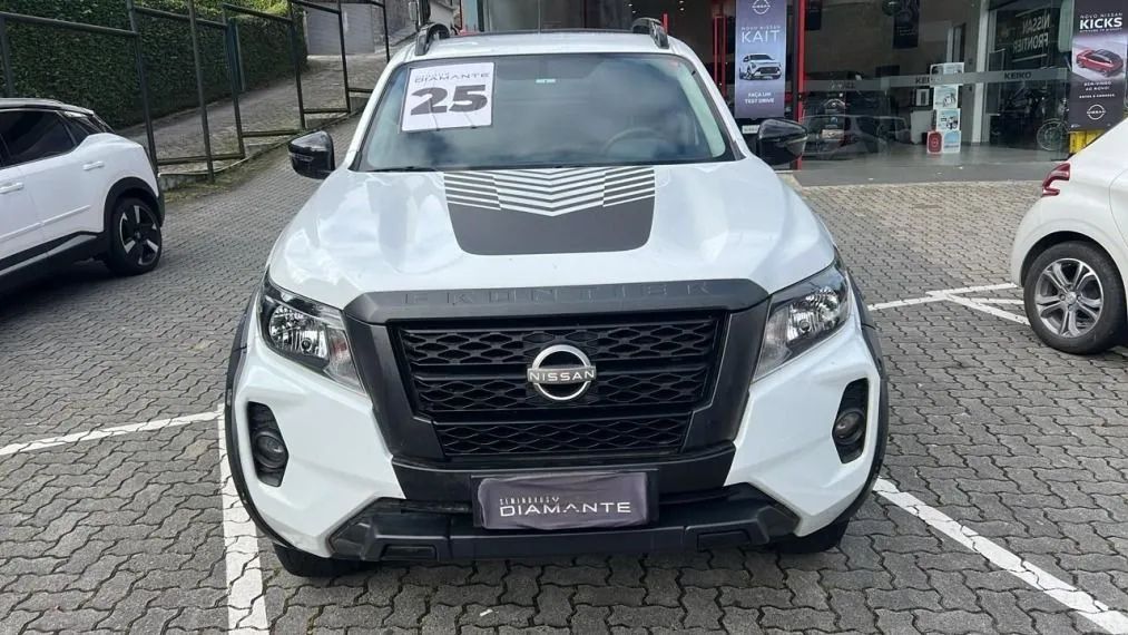 Nissan Frontier 2025