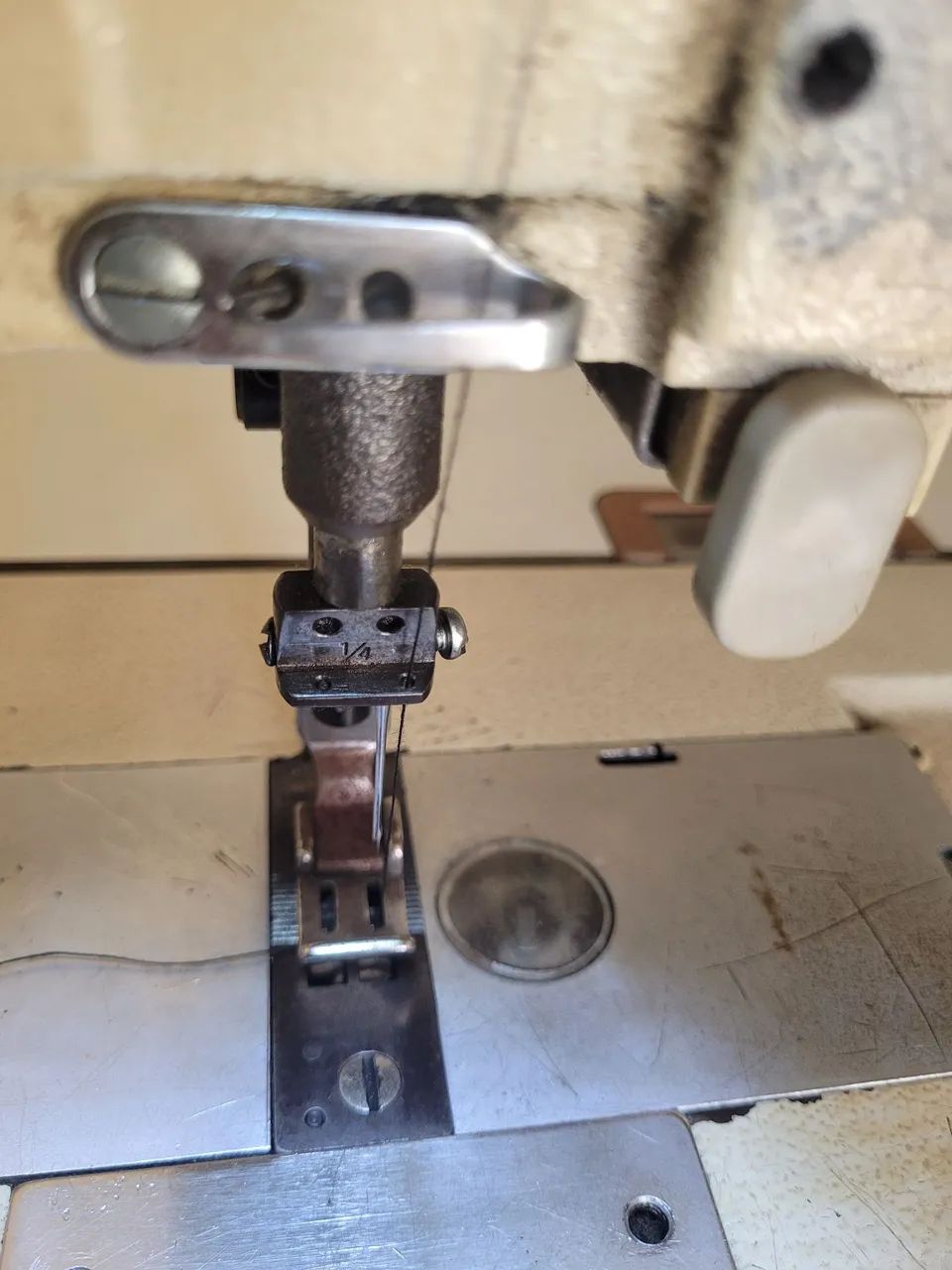 Maquina de costura - Foto 5