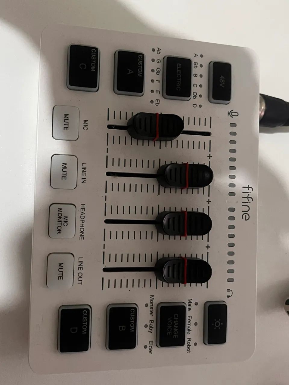 Microfone Fifine AM8 + Mixer SC3 - Foto 3
