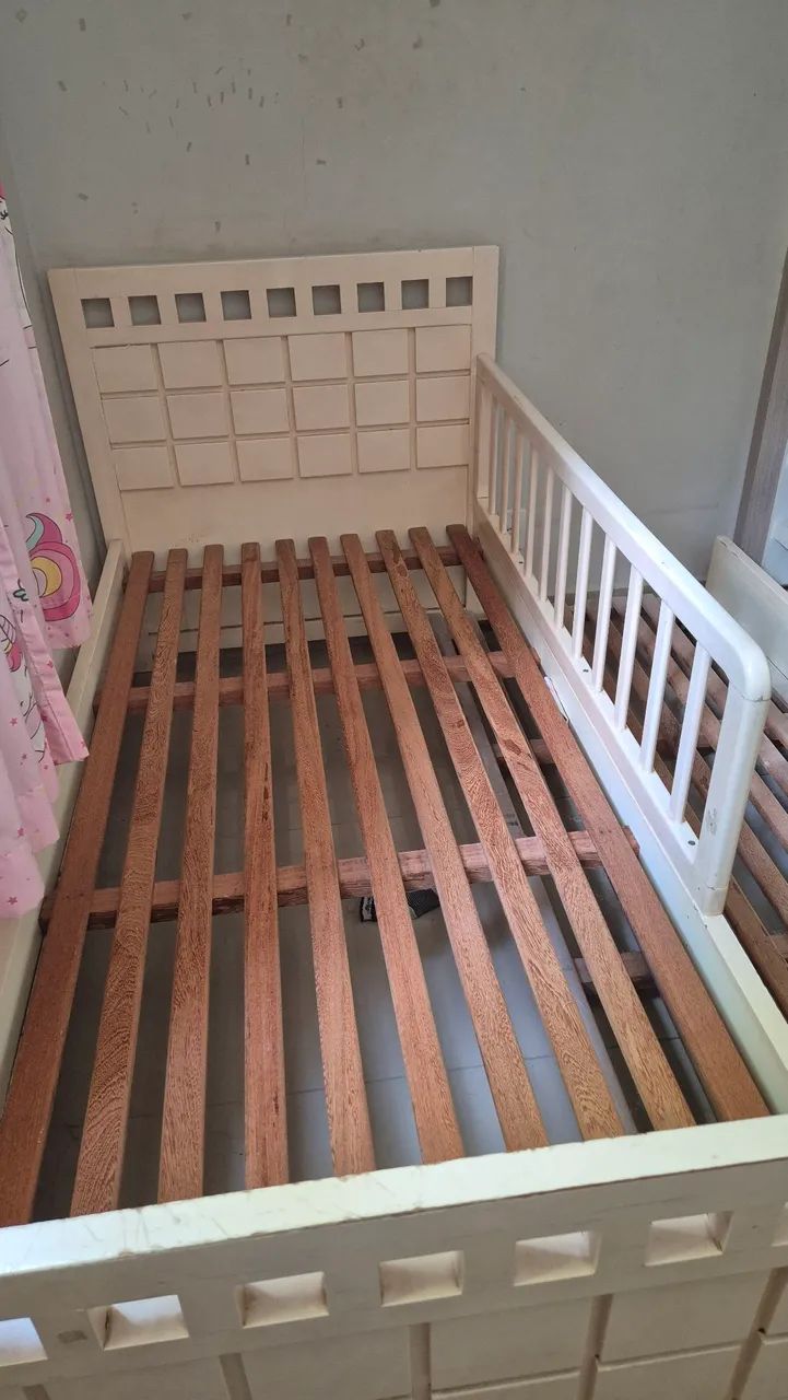 Solid Wood Bed65579520437635122