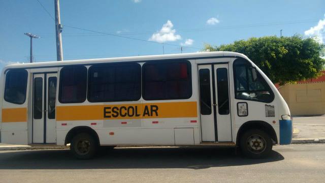 Micro Ônibus Mercedez 29 Lugares Ano 2004.2004 What * - Foto 3