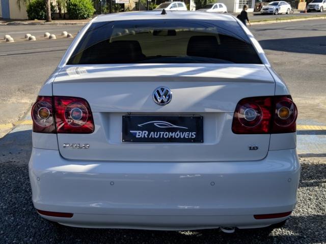 VOLKSWAGEN POLO SEDAN 2013/2014 1.6 MI 8V FLEX 4P MANUAL - Foto 4