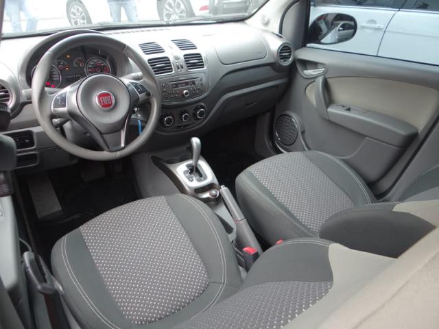 FIAT GRAND SIENA ESSENCE DUALOGIC 1.6 16V FLEX 2015 - Foto 11