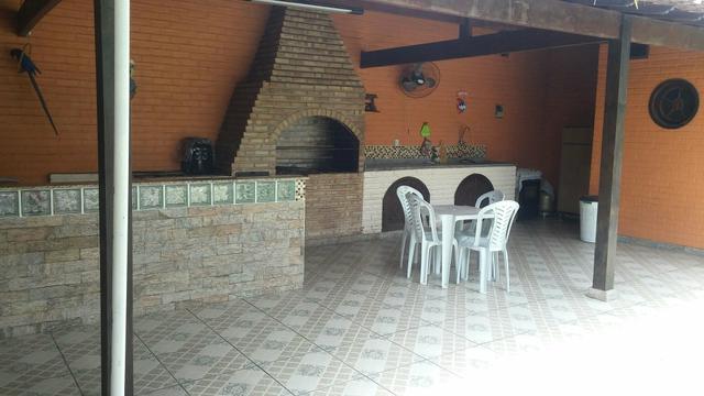 Excelente casa com 2 piscinas em Maricá - Foto 6