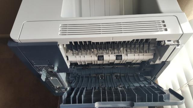 HP LaserJet P4515n Impressora de Rede - Foto 6