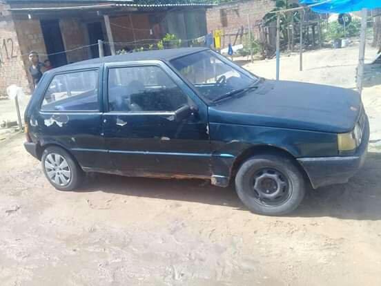 Vende se um carro Fiat uno - Foto 2