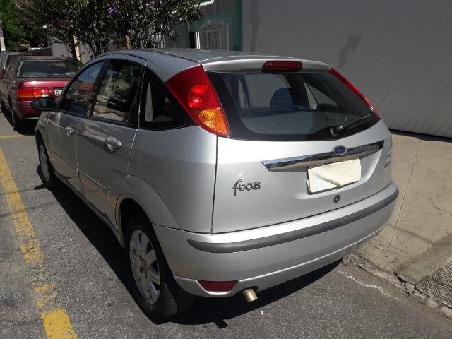 Ford Focus Hatch GLX 1.6 8v flex - único dono - Foto 3