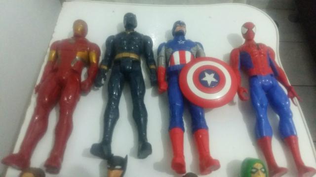 Vigadores e liga da justiça - Foto 2