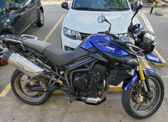 Triumph 800 - Foto 2