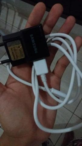 Vendo carregador Samsung ORIGINAL - Foto 3