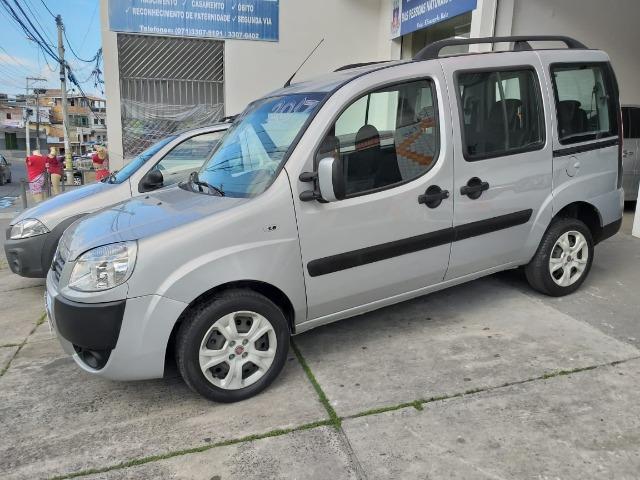 Fiat Doblo Essence 1.8 7 Lugares Com Baixa KM - Foto 3