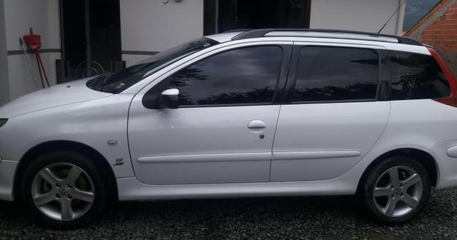 Vendo Peugeot 206sw feline ano 2006 R$12.500,00 - Foto 3