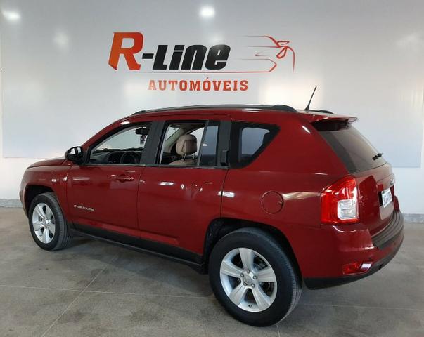 Jeep Compass Sport 2.0 2012/ Pneus novos/ Impecável - Foto 3